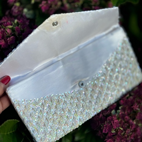 Vintage silk and Italian beads. Envelope clutch - Picture 10 of 11